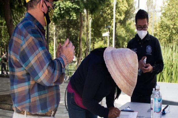 “Pudo haber sido ideada por Cantinflas”: la mordaz crítica del The Economist a la consulta popular de AMLO