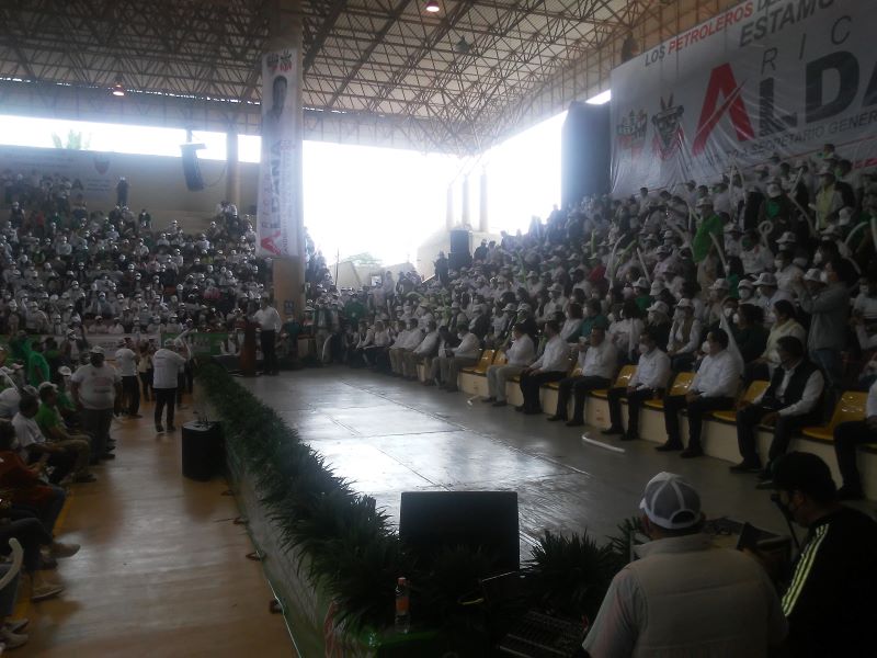 Ricardo Aldana realiza evento de proselitismo en Minatitlán